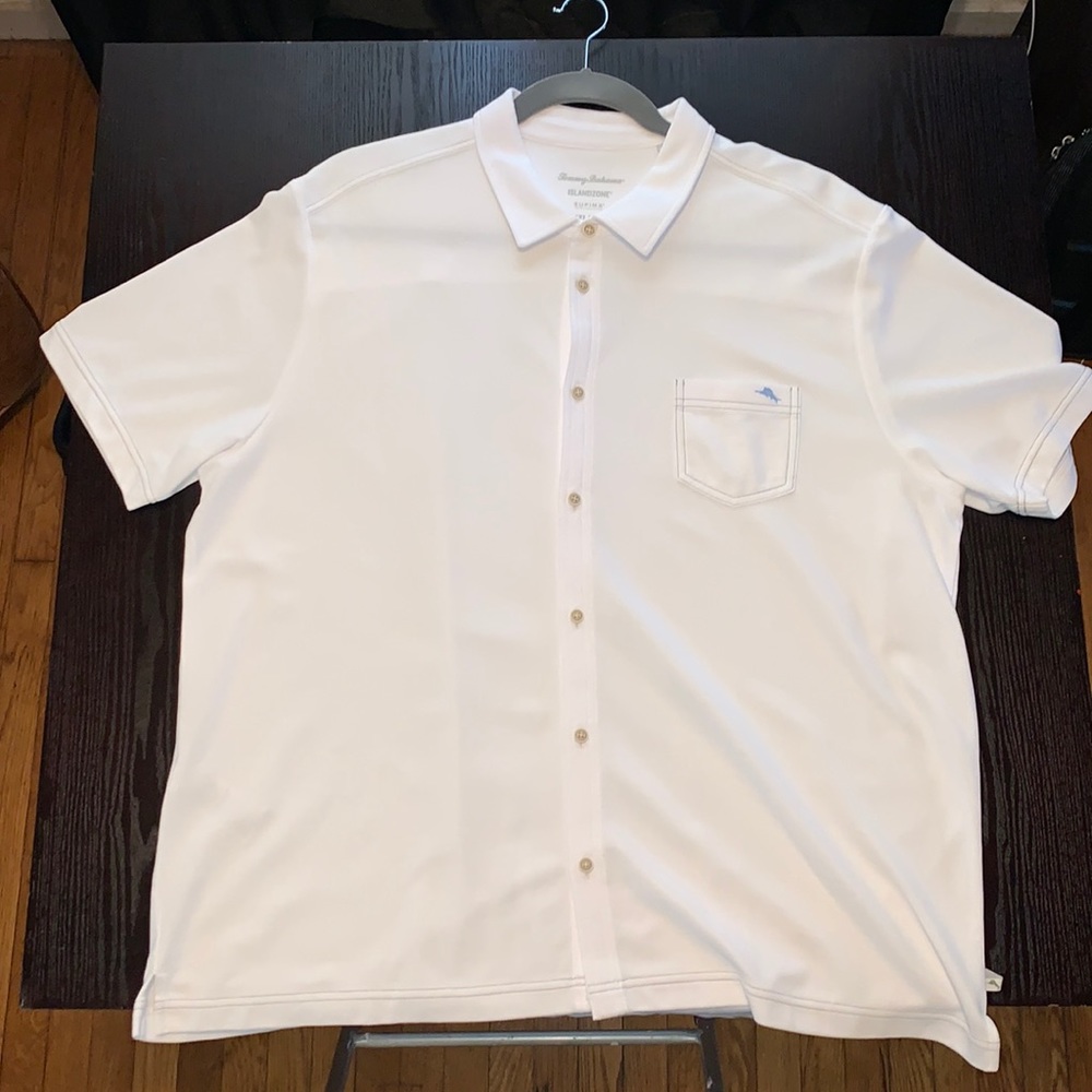 Tommy Bahama short-sleeve polo shirt. Size: XXXL. Worn once, washed twice.